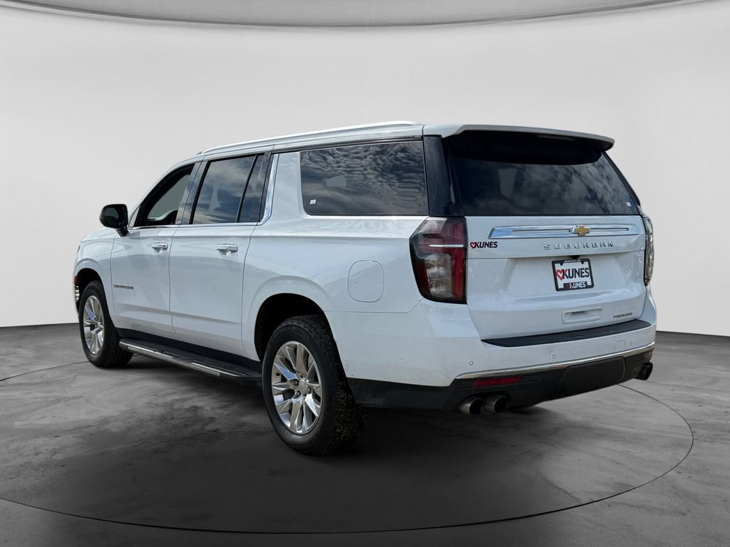 Used 2022 Chevrolet Suburban Premier AWD/4WD image 8