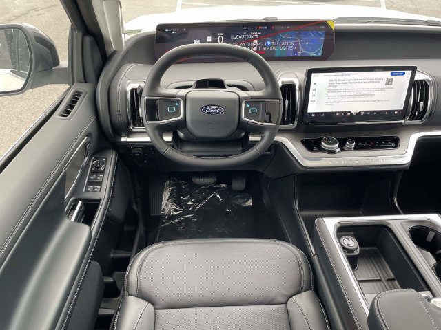 New 2026 Ford Expedition Platinum w/ Driver's Package AWD/4WD image 11