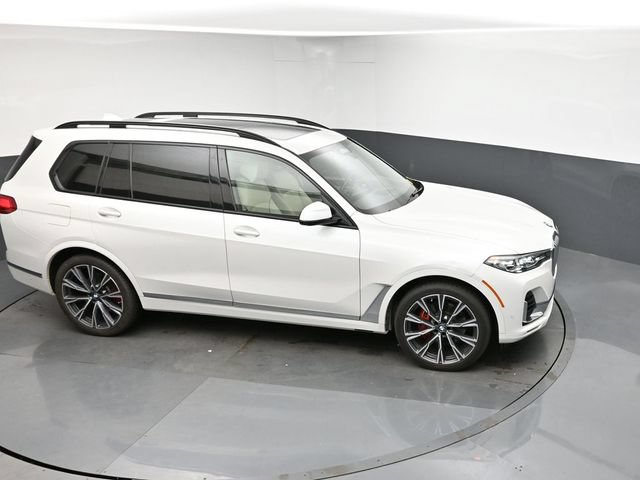 Used 2021 BMW X7 xDrive40i w/ Premium Package AWD/4WD image 18