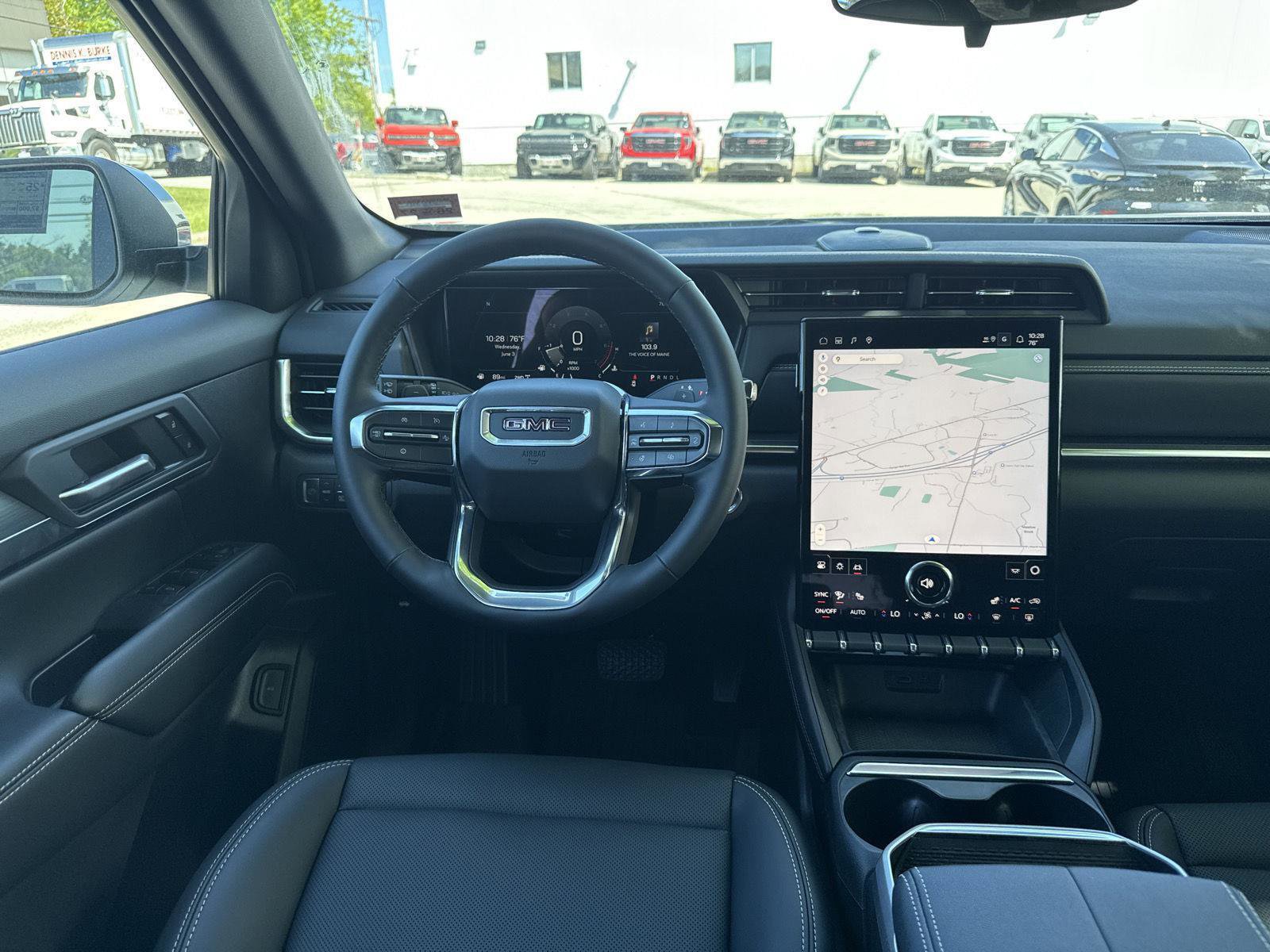 New 2026 GMC Terrain Elevation w/ Elevation Premium Package AWD/4WD image 23