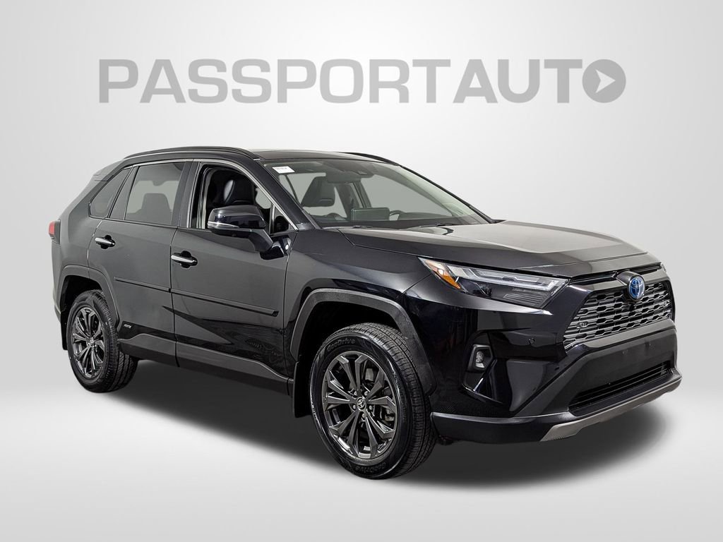 Used 2024 Toyota RAV4 Limited w/ Advanced Technology Package image 11
