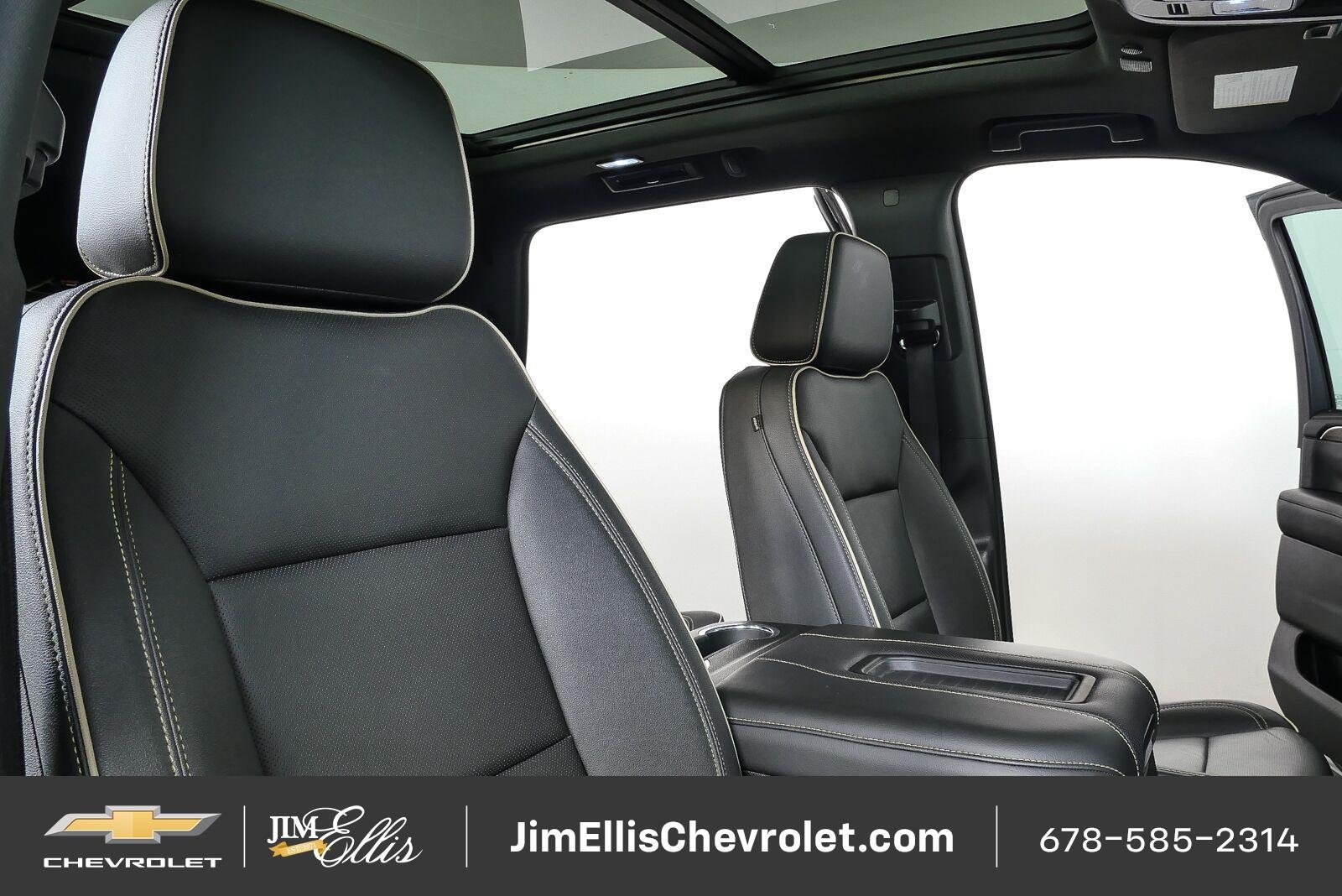 Used 2023 Chevrolet Tahoe Premier w/ Premium Package 2 AWD/4WD image 19