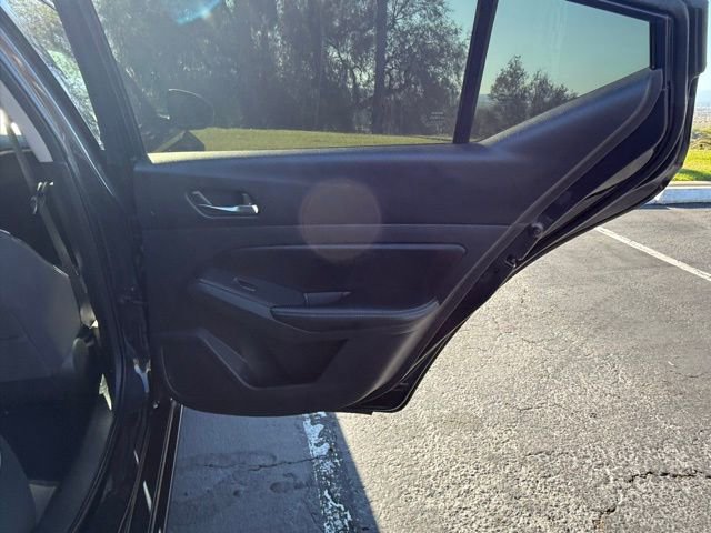 Used 2019 Nissan Altima 2.5 SV image 14