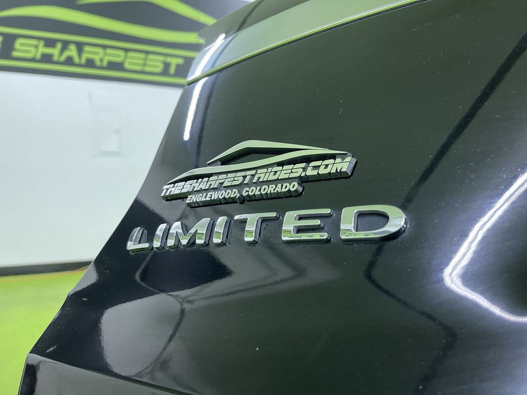 Used 2017 Ford Explorer Limited image 12