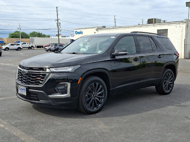 Used 2023 Chevrolet Traverse RS AWD/4WD image 3