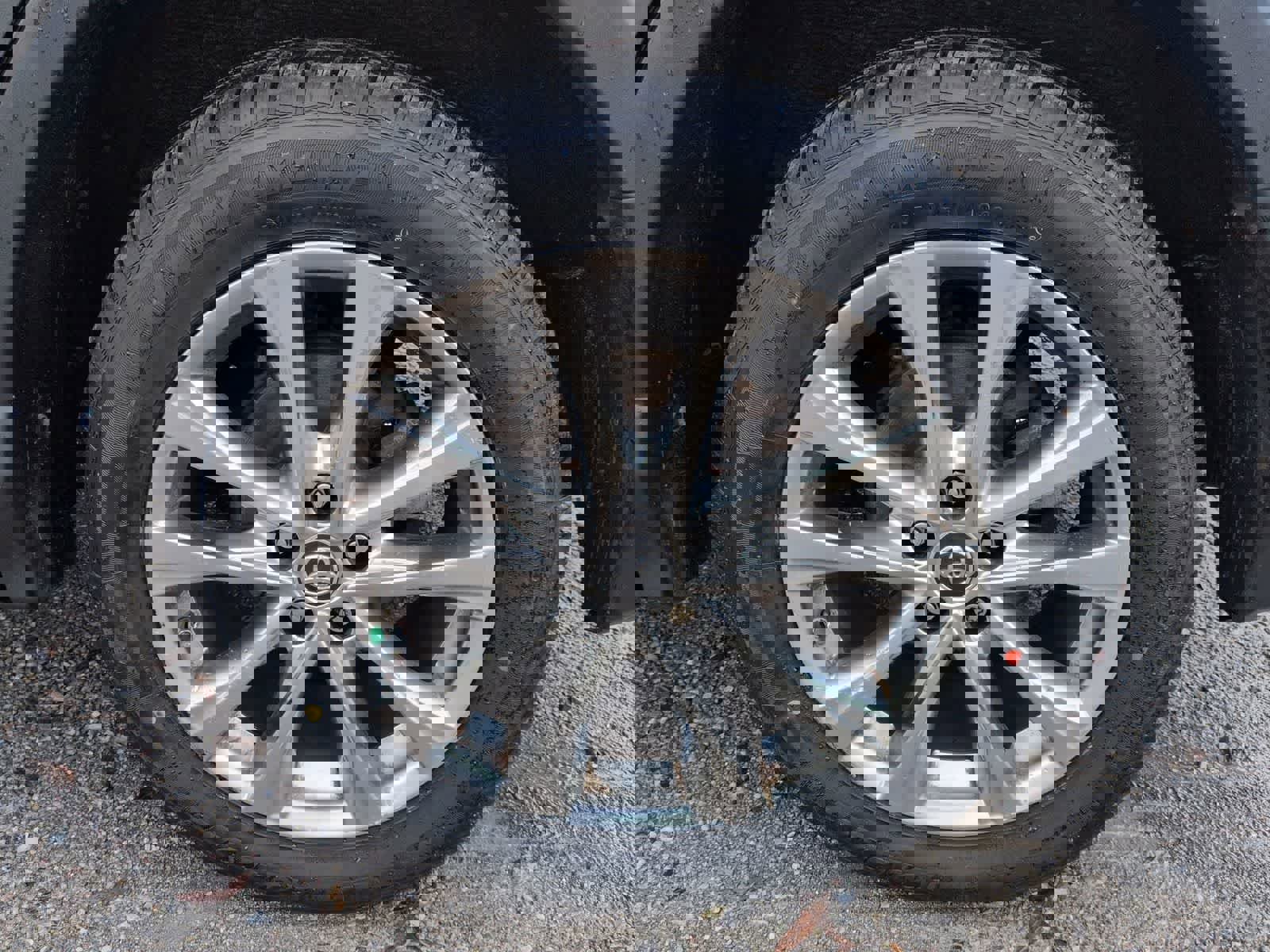 Used 2016 Toyota RAV4 Limited image 14