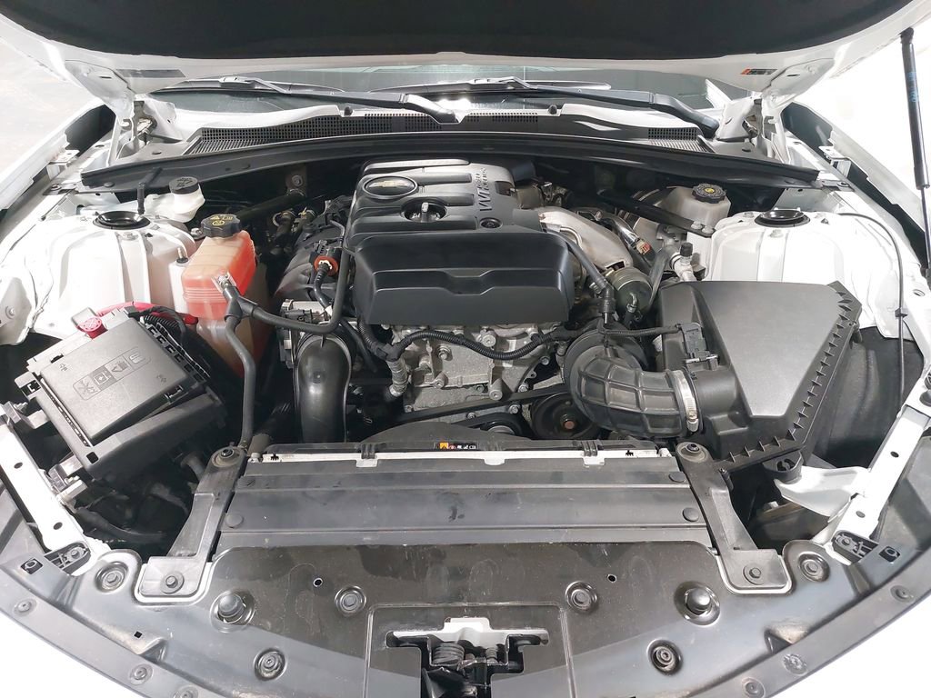 Used 2021 Chevrolet Camaro LT RWD image 29