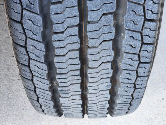 Used 2025 RAM ProMaster 2500 w/ Convenience Group image 11