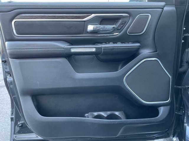 Used 2019 RAM 1500 Laramie image 9
