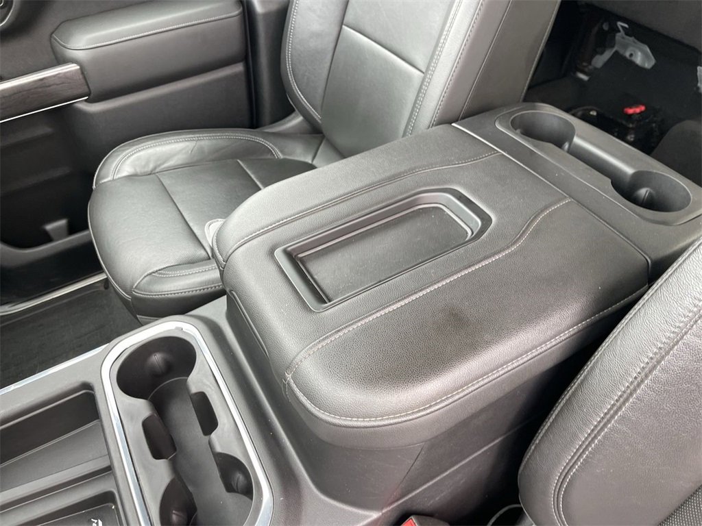 Used 2020 Chevrolet Silverado 2500 LTZ w/ LTZ Convenience Package image 21