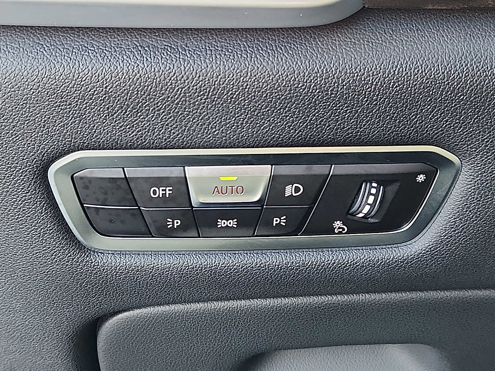 Certified 2022 BMW X5 xDrive40i w/ Premium Package image 22