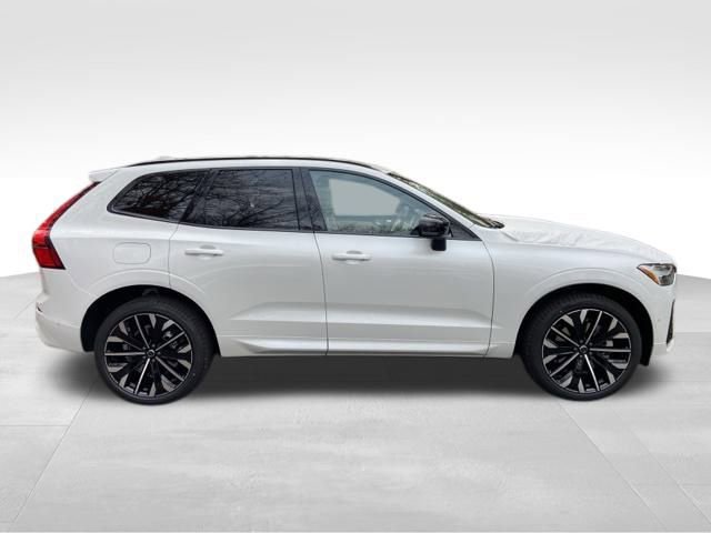 New 2026 Volvo XC60 T8 Ultra w/ Climate Package image 8