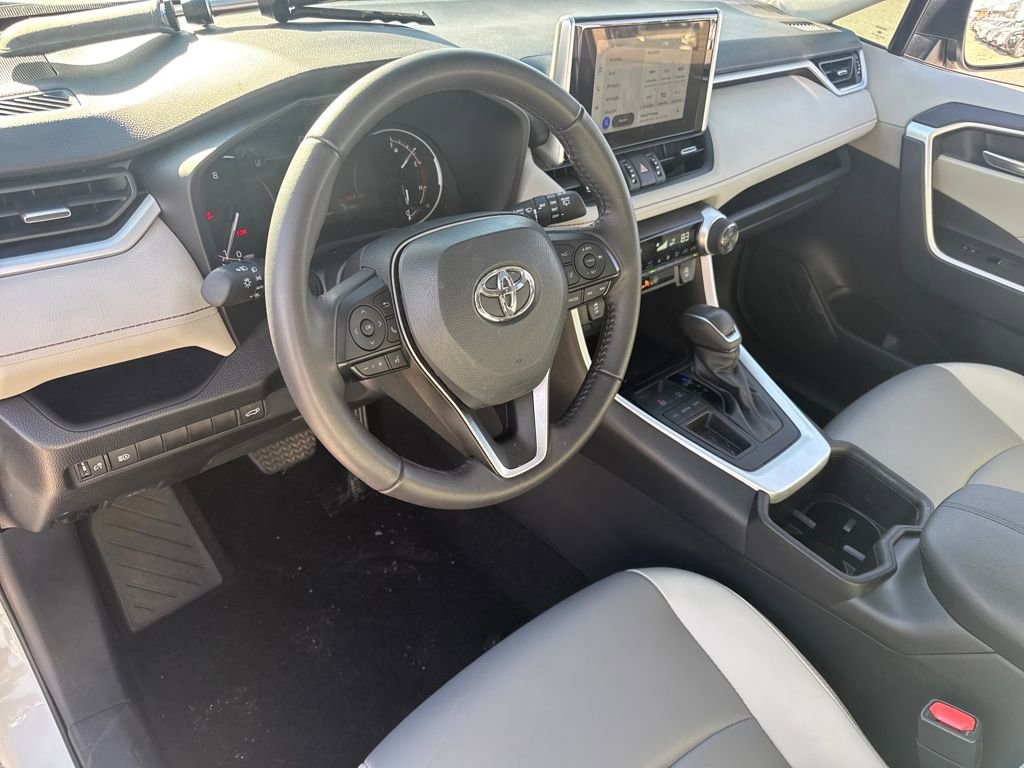 Used 2024 Toyota RAV4 XLE Premium image 18