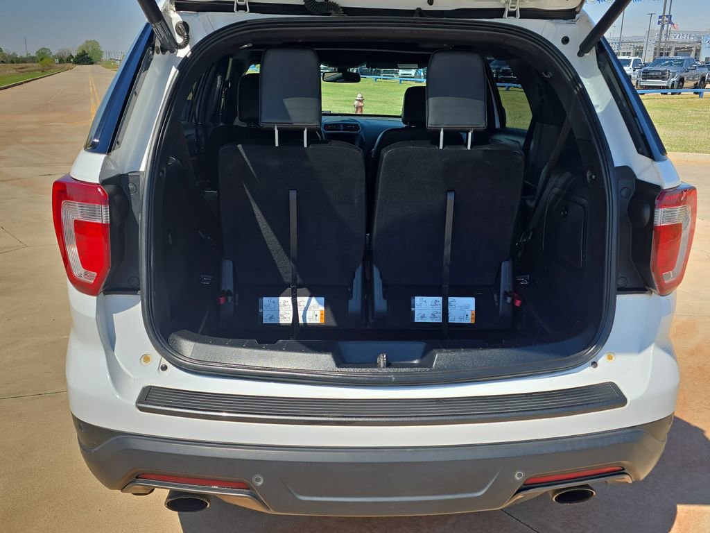 Used 2018 Ford Explorer XLT w/ Equipment Group 202A image 13