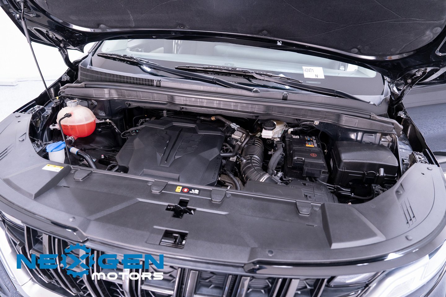 Used 2024 Kia Carnival EX image 53