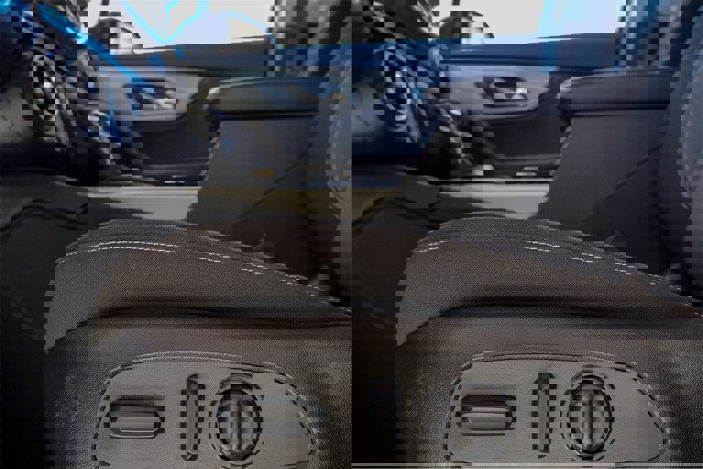 Used 2024 Chevrolet Blazer LT w/ Convenience Package image 21