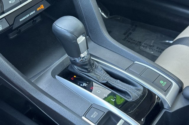 Used 2018 Honda Civic EX-L image 23