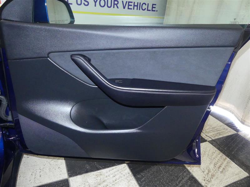 Used 2022 Tesla Model Y Performance image 23