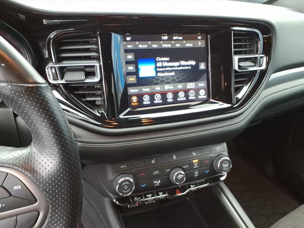 Used 2023 Dodge Durango SXT image 22
