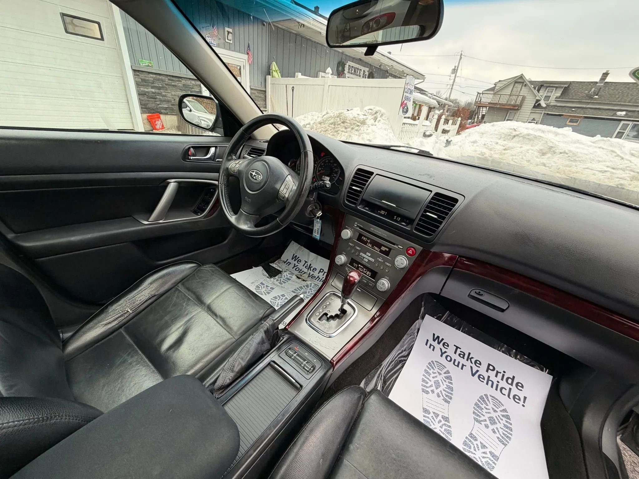 Used 2009 Subaru Outback 2.5i Limited image 18