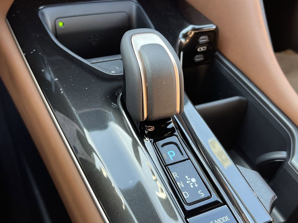 New 2026 Toyota Crown Signia AWD/4WD image 17