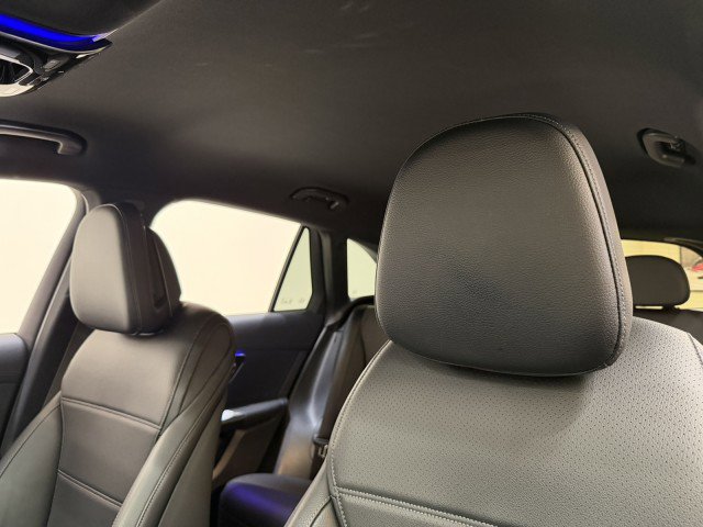 Used 2024 Mercedes-Benz GLC 300 4MATIC image 14