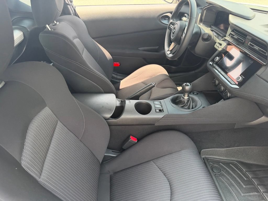Used 2024 Nissan Z Sport w/ Floor Mat Package RWD image 15