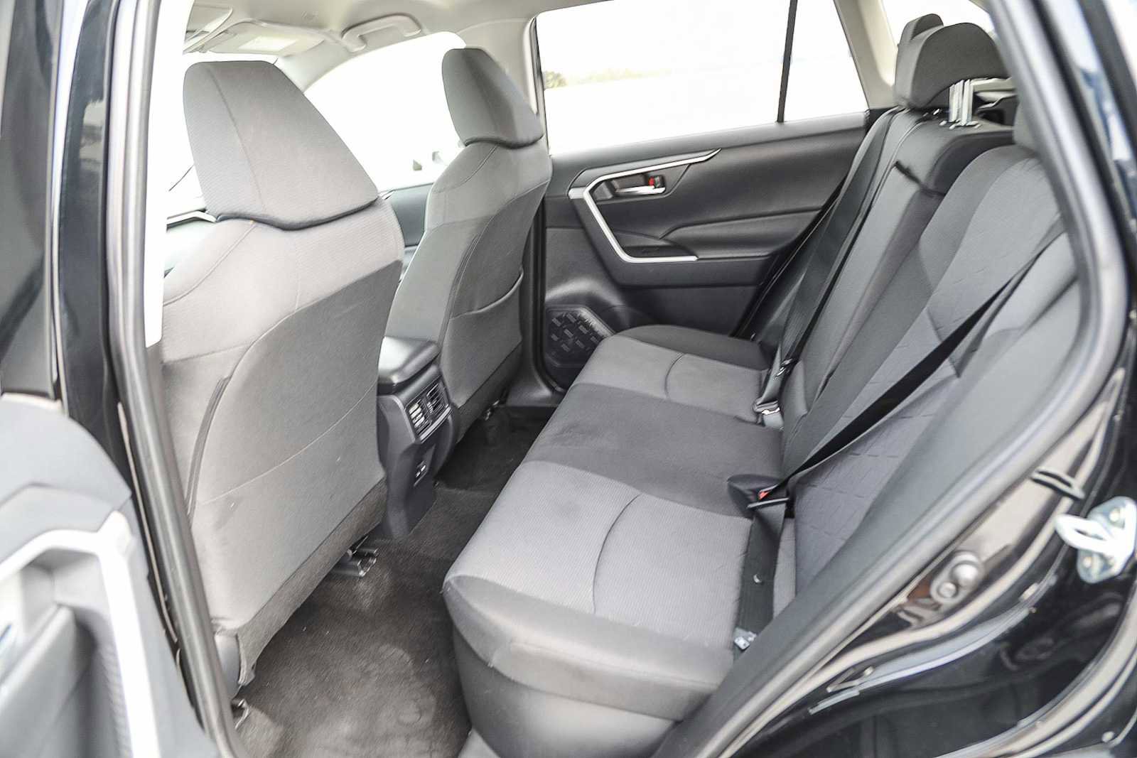 Certified 2024 Toyota RAV4 XLE image 19