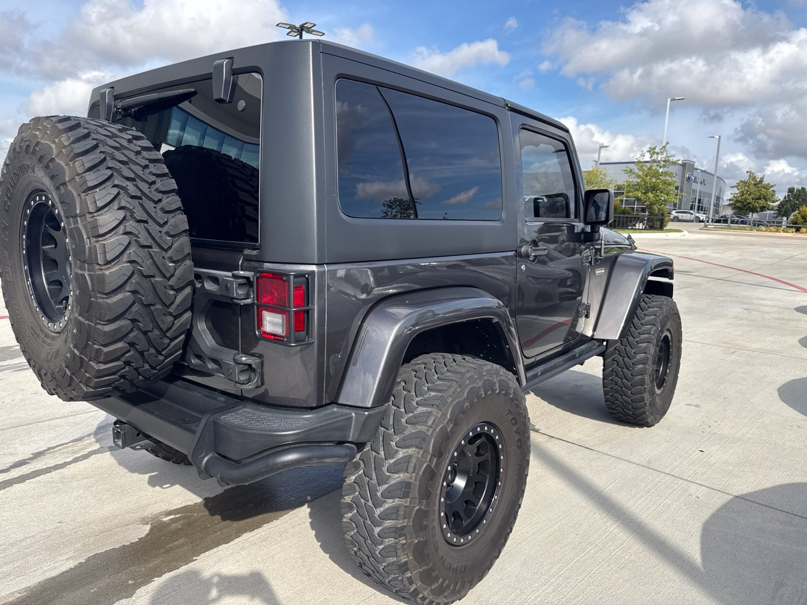 Used 2018 Jeep Wrangler Sport AWD/4WD image 8