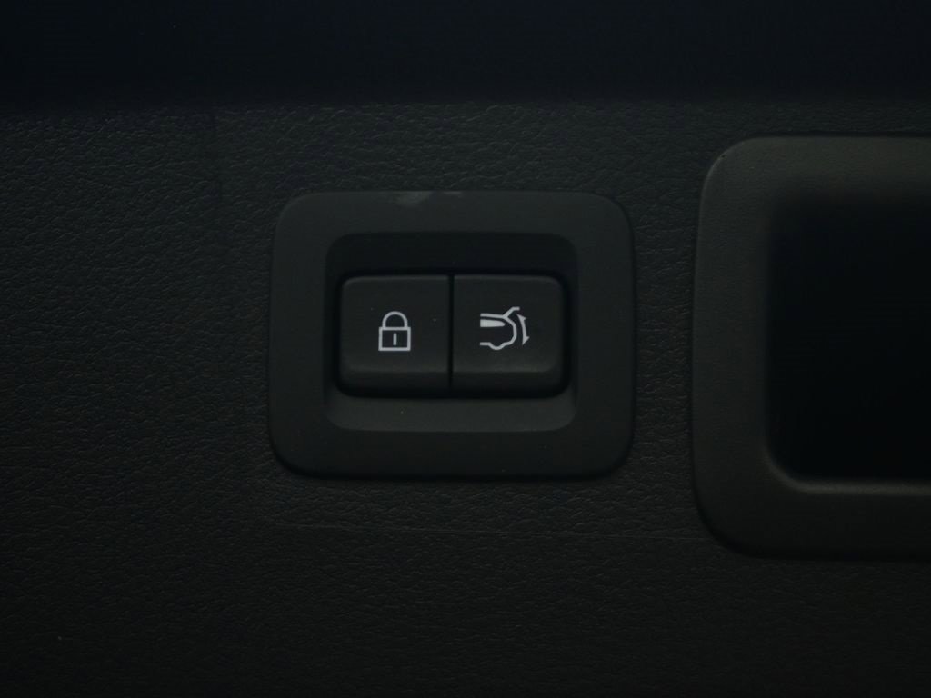 Certified 2025 MAZDA CX-50 2.5 Hybrid w/ Weather Package image 37