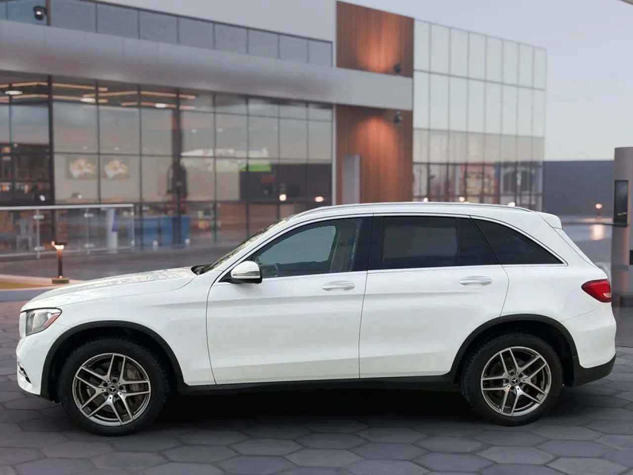 Used 2017 Mercedes-Benz GLC 300 w/ Premium 2 Package image 3