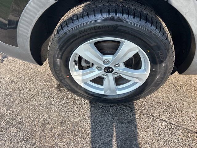 Used 2021 Kia Sorento LX image 43