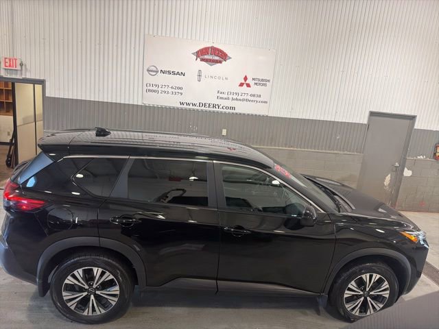 Certified 2023 Nissan Rogue SV image 2