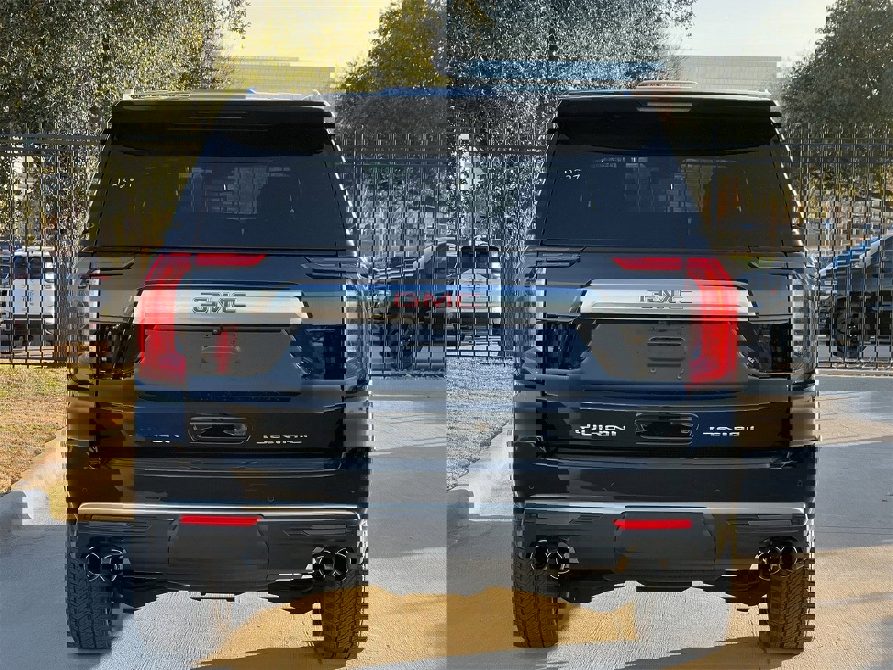 Used 2023 GMC Yukon Denali w/ LPO, Floor Liner Package image 5