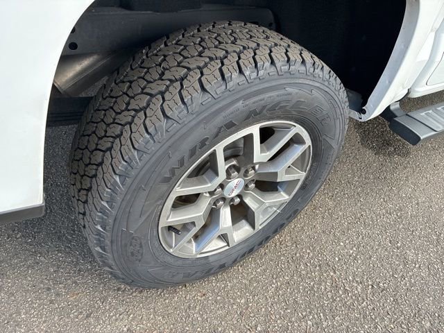 Used 2019 GMC Canyon All Terrain w/ Trailering Package image 16
