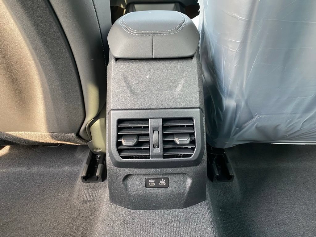 New 2026 BMW 228i xDrive w/ Premium Package AWD/4WD image 8