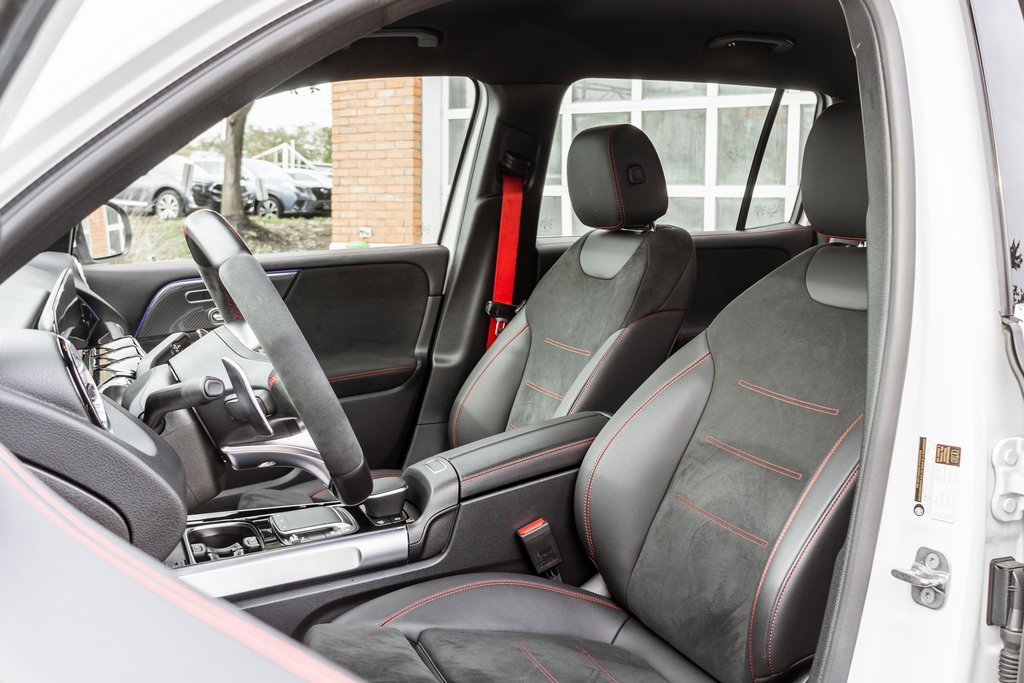 Used 2023 Mercedes-Benz GLB 35 AMG GLB 35 AMGﾮ w/ Premium Package image 6