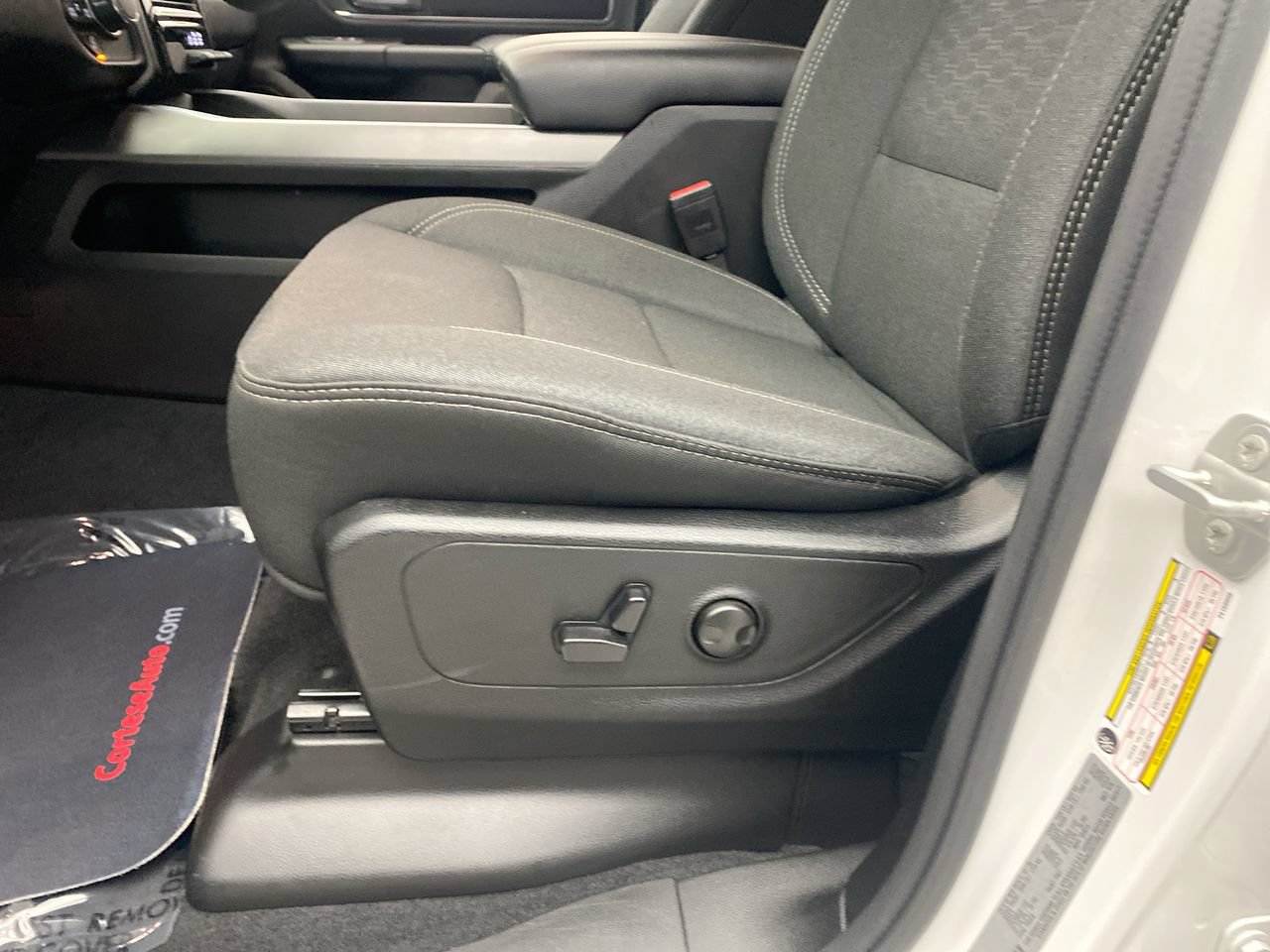 Used 2026 RAM 1500 Big Horn AWD/4WD image 13