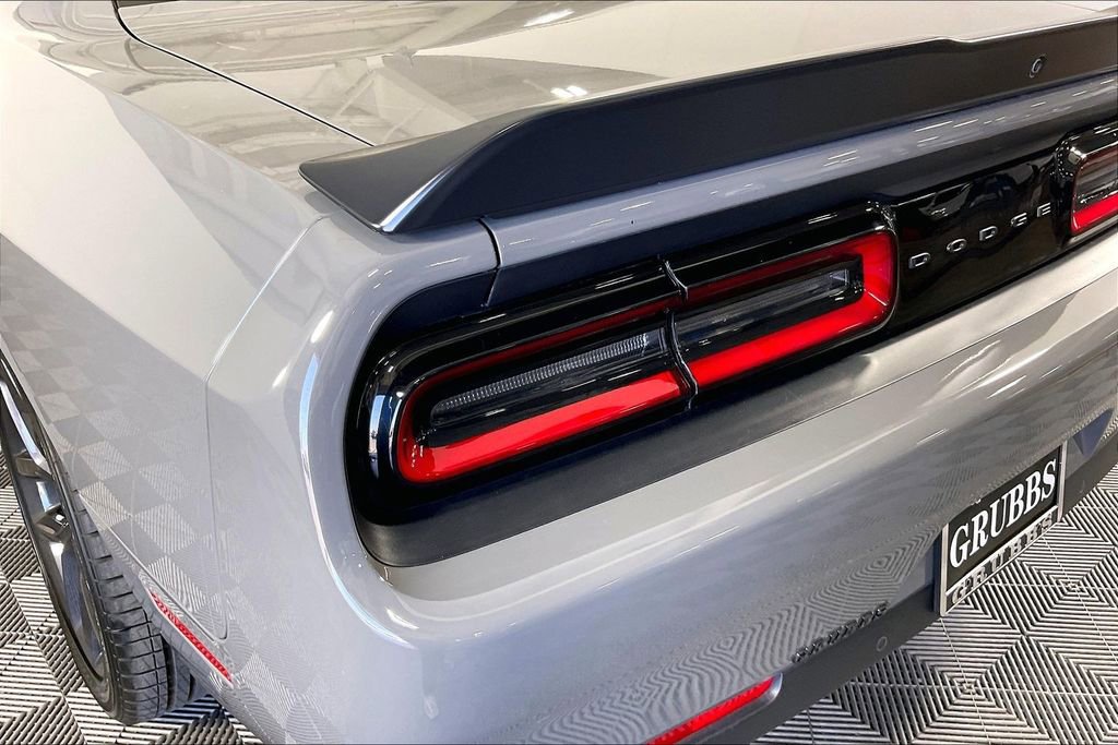 Used 2023 Dodge Challenger R/T w/ Plus Package image 40