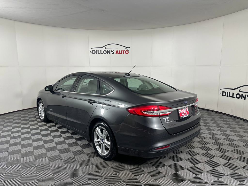 Used 2018 Ford Fusion S FWD image 4