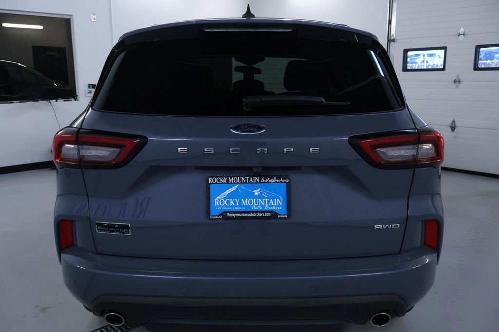 Used 2023 Ford Escape ST-Line w/ Tech Pack #1 image 6