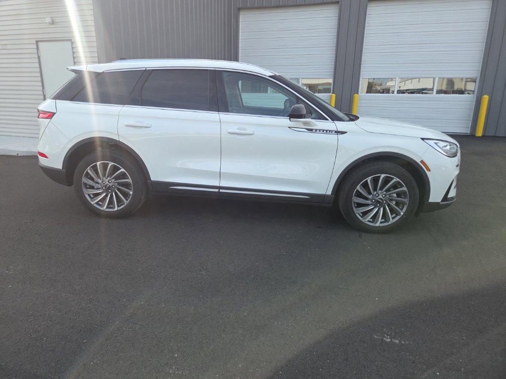 Used 2024 Lincoln Corsair Reserve FWD image 22