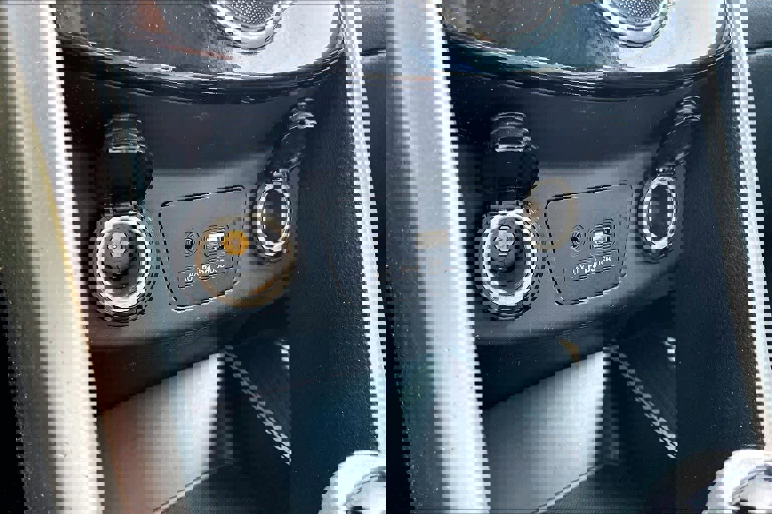 Used 2017 Hyundai Elantra GT image 30