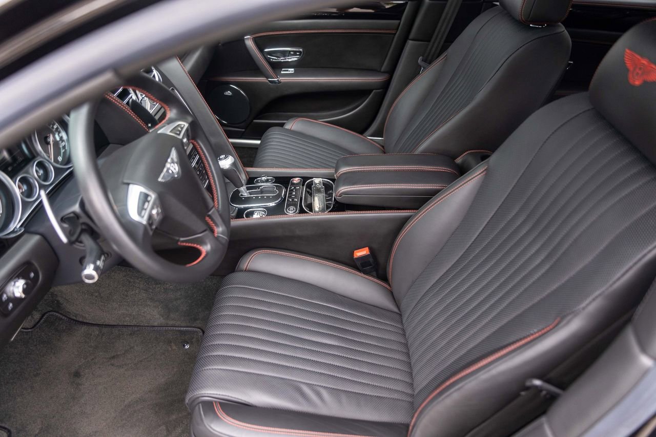 Used 2018 Bentley Flying Spur S V8 AWD/4WD image 19
