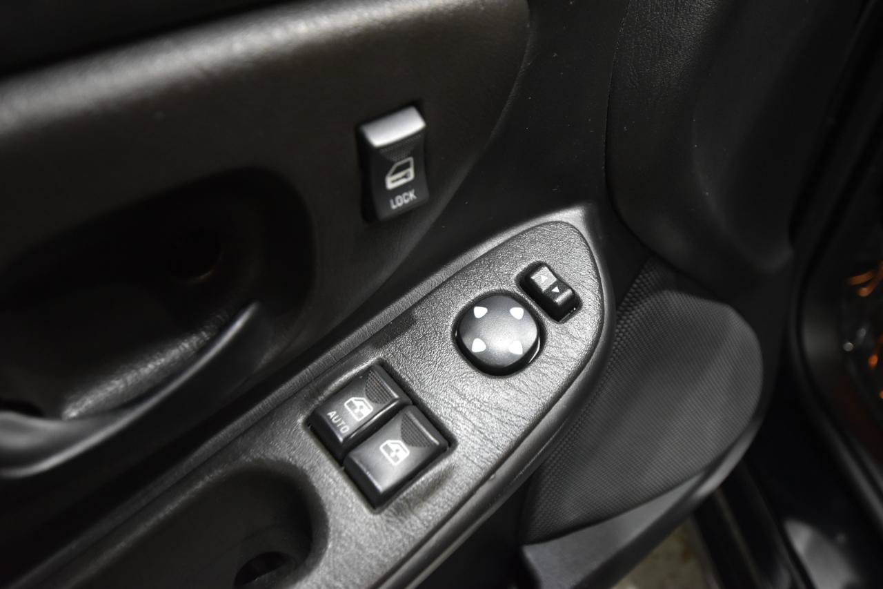 Used 2001 Chevrolet Monte Carlo SS w/ Preferred Equipment Group FWD image 11