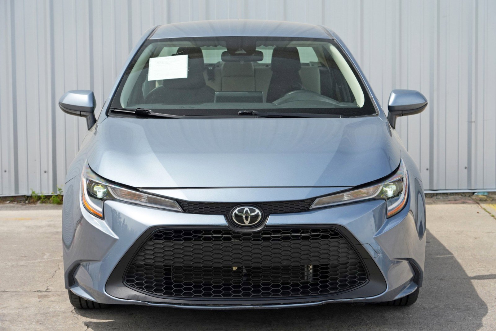 Used 2020 Toyota Corolla LE FWD image 42