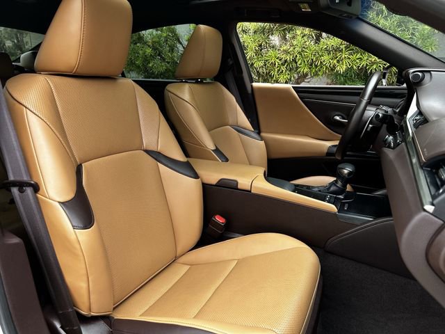 Used 2020 Lexus ES 350 w/ Accessory Package 2 FWD image 30