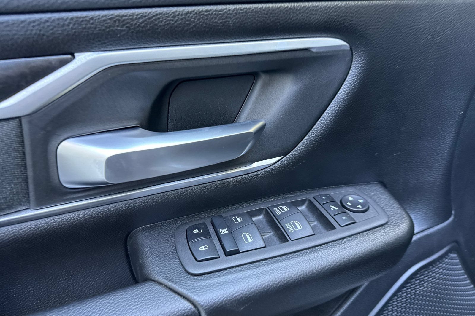 Used 2023 RAM 1500 Big Horn AWD/4WD image 11