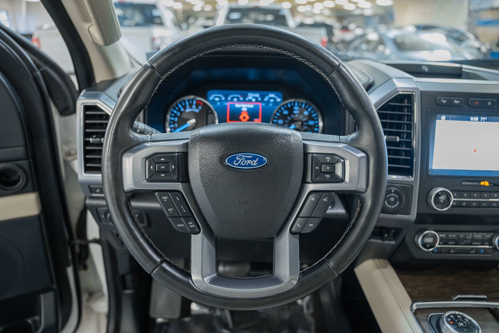 Used 2019 Ford Expedition Platinum image 43