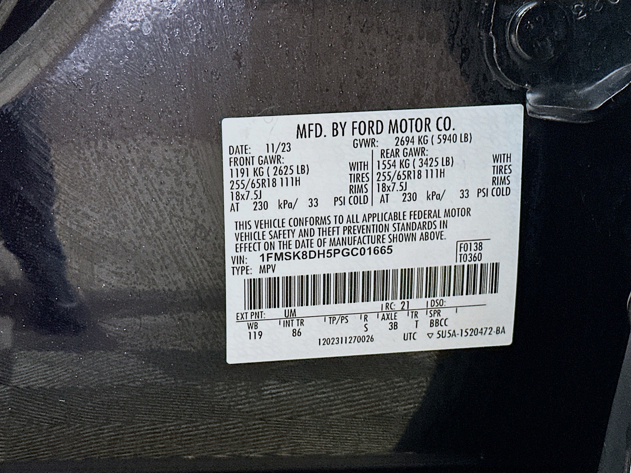 Used 2023 Ford Explorer XLT AWD/4WD image 30